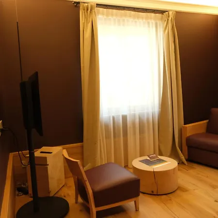 Hemanaire 4* Cremolino