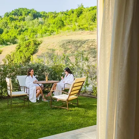 Bed & Breakfast Hemanaire 4*